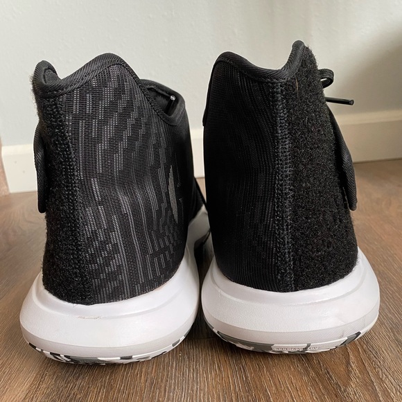 Adidas James Harden B/E 3 Basketball High Tops, size 14 - Picture 3 of 9